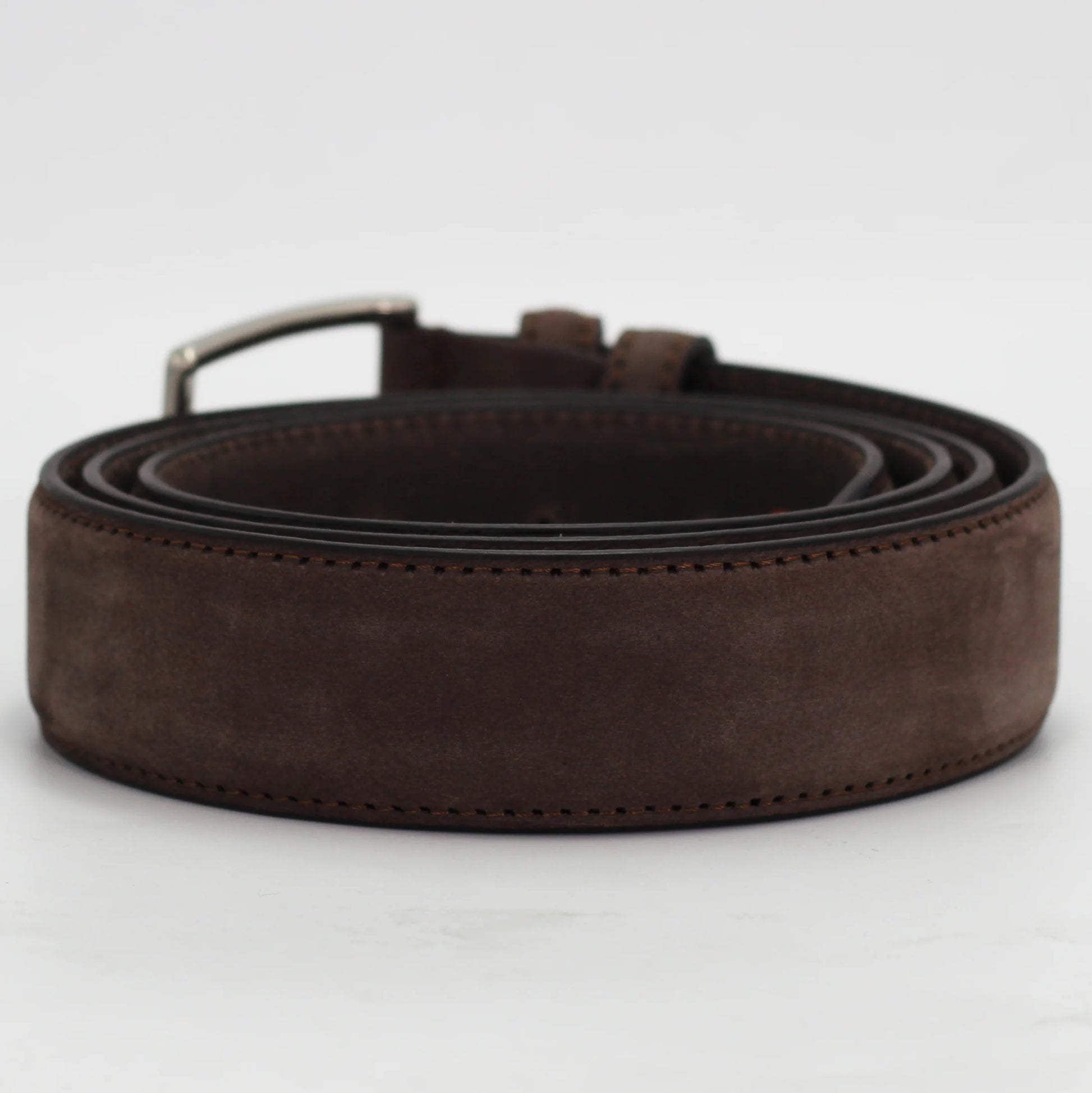 Shop our Italian-made Cuoieria Fiorentina Italian leather suede belt in brown (CIODGEL00G040) or browse our range of Italian belts for men & women in-store at Aliverti Cape Town, or shop online. 

We deliver in South Africa & offer multiple payment plans as well as accept multiple safe & secure payment methods.
