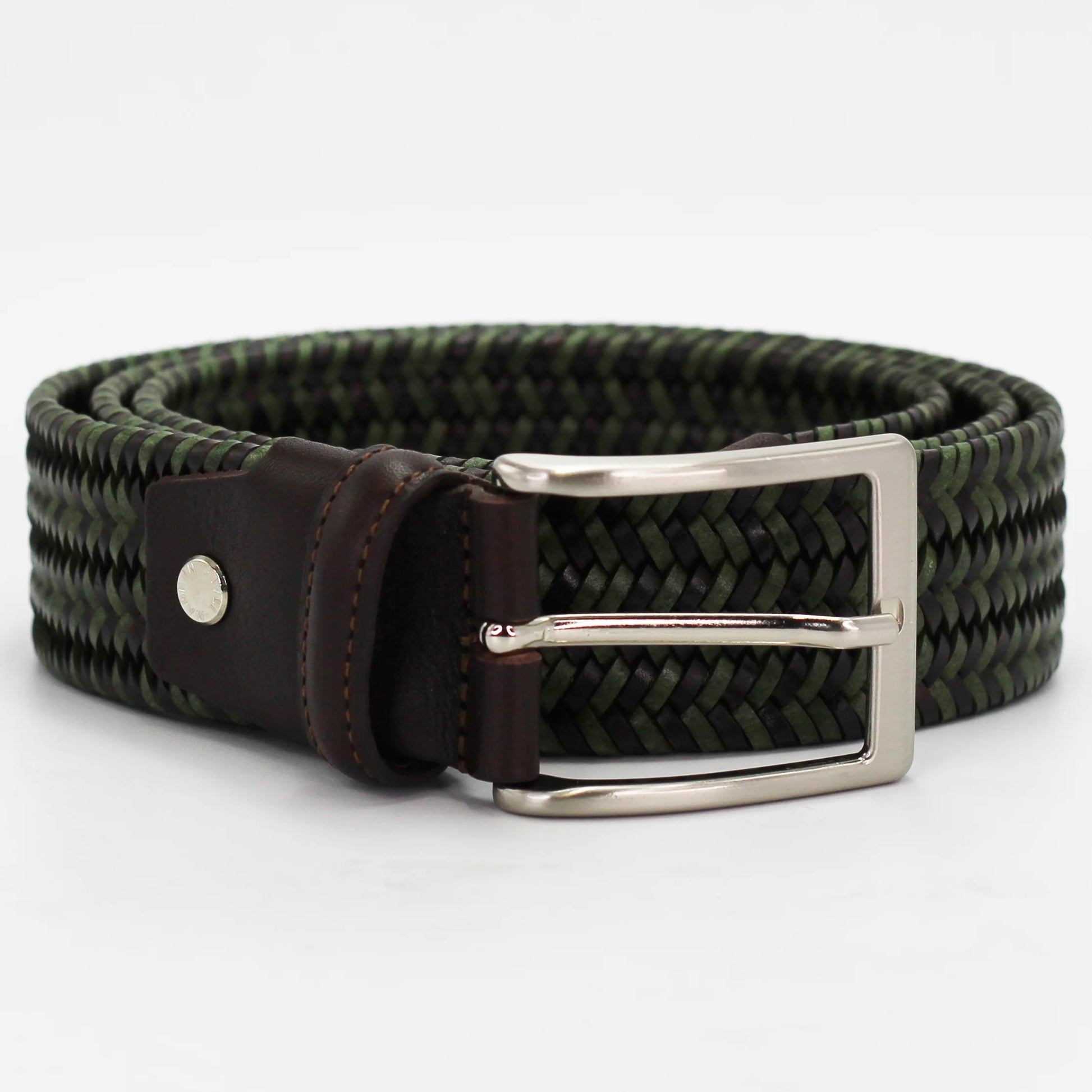 Shop our Italian-made Cuoieria Fiorentina woven Italian leather belt in verde and brown (CIODGEL00G040) or browse our range of Italian belts for men & women in-store at Aliverti Cape Town, or shop online. 

We deliver in South Africa & offer multiple payment plans as well as accept multiple safe & secure payment methods.