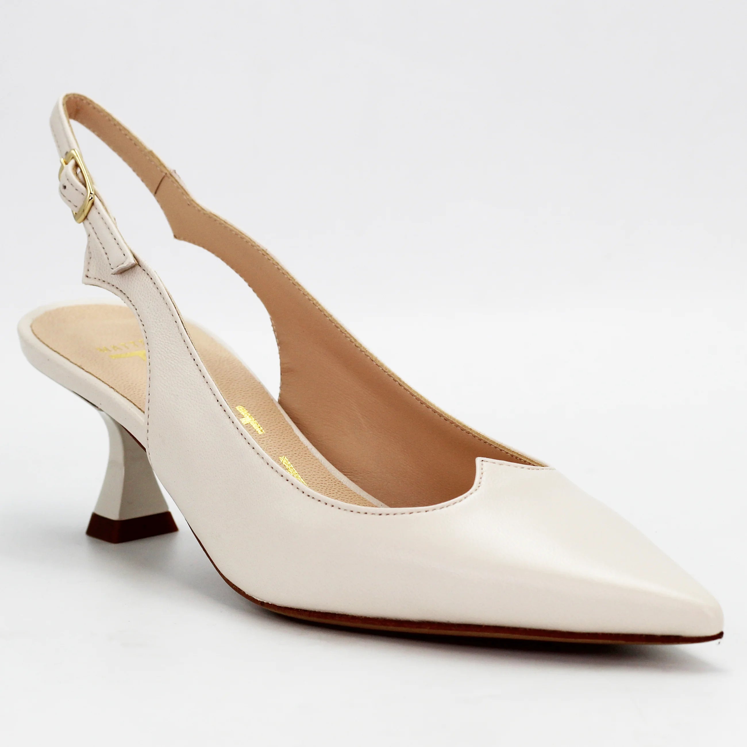 Shop Women's slingback kitten heel in calf leather burro (MP1928) or browse our range of men's Italian clothing and shoes in leather in-store at Aliverti Cape Town, or shop online. We deliver in South Africa & offer multiple payment plans as well as accept multiple safe & secure payment methods.