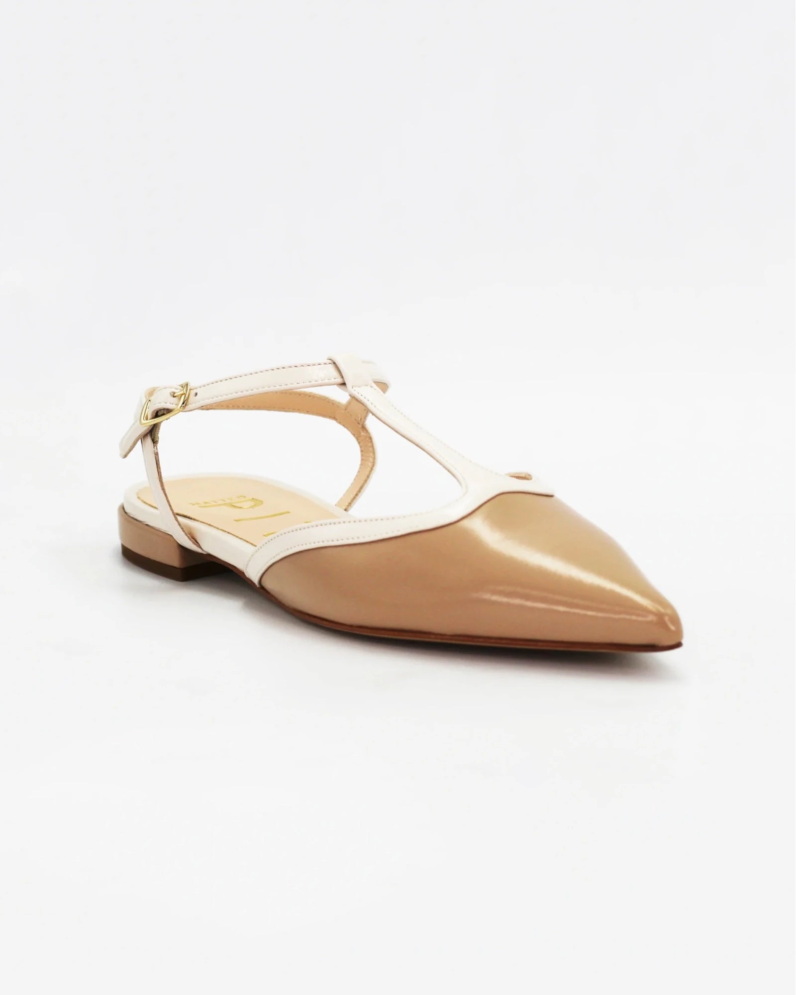 Shop Women's mary-jane sandal in calf leather burro (MP1425) or browse our range of men's Italian clothing and shoes in leather in-store at Aliverti Cape Town, or shop online. We deliver in South Africa & offer multiple payment plans as well as accept multiple safe & secure payment methods.