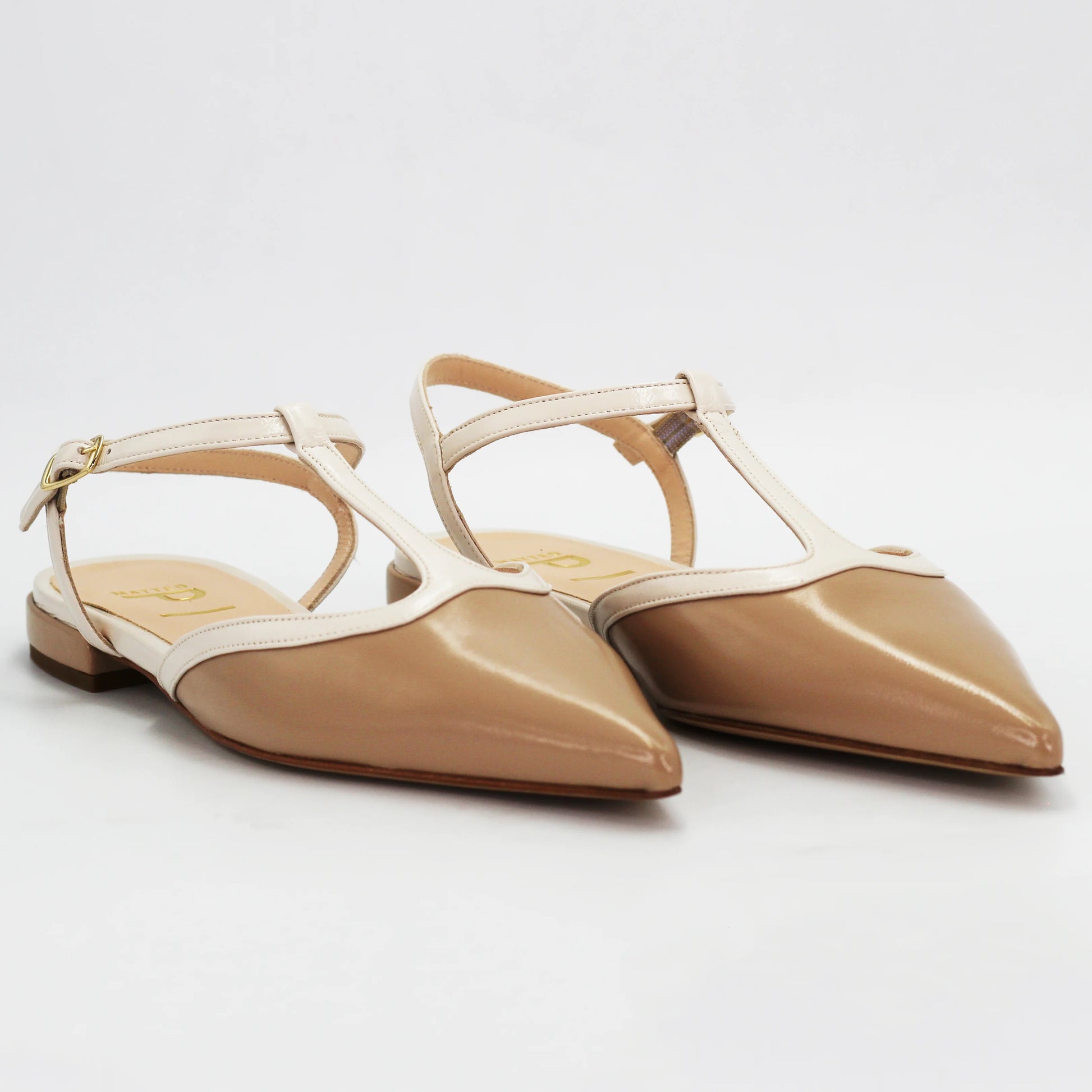 Shop Women's mary-jane sandal in calf leather burro (MP1425) or browse our range of men's Italian clothing and shoes in leather in-store at Aliverti Cape Town, or shop online. We deliver in South Africa & offer multiple payment plans as well as accept multiple safe & secure payment methods.