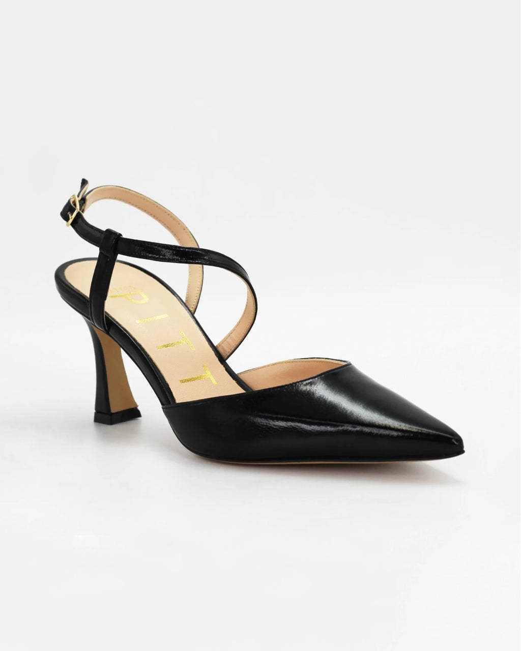 Shop Women's pointed heel in calf leather nero (MP2104) or browse our range of men's Italian clothing and shoes in leather in-store at Aliverti Cape Town, or shop online. We deliver in South Africa & offer multiple payment plans as well as accept multiple safe & secure payment methods.