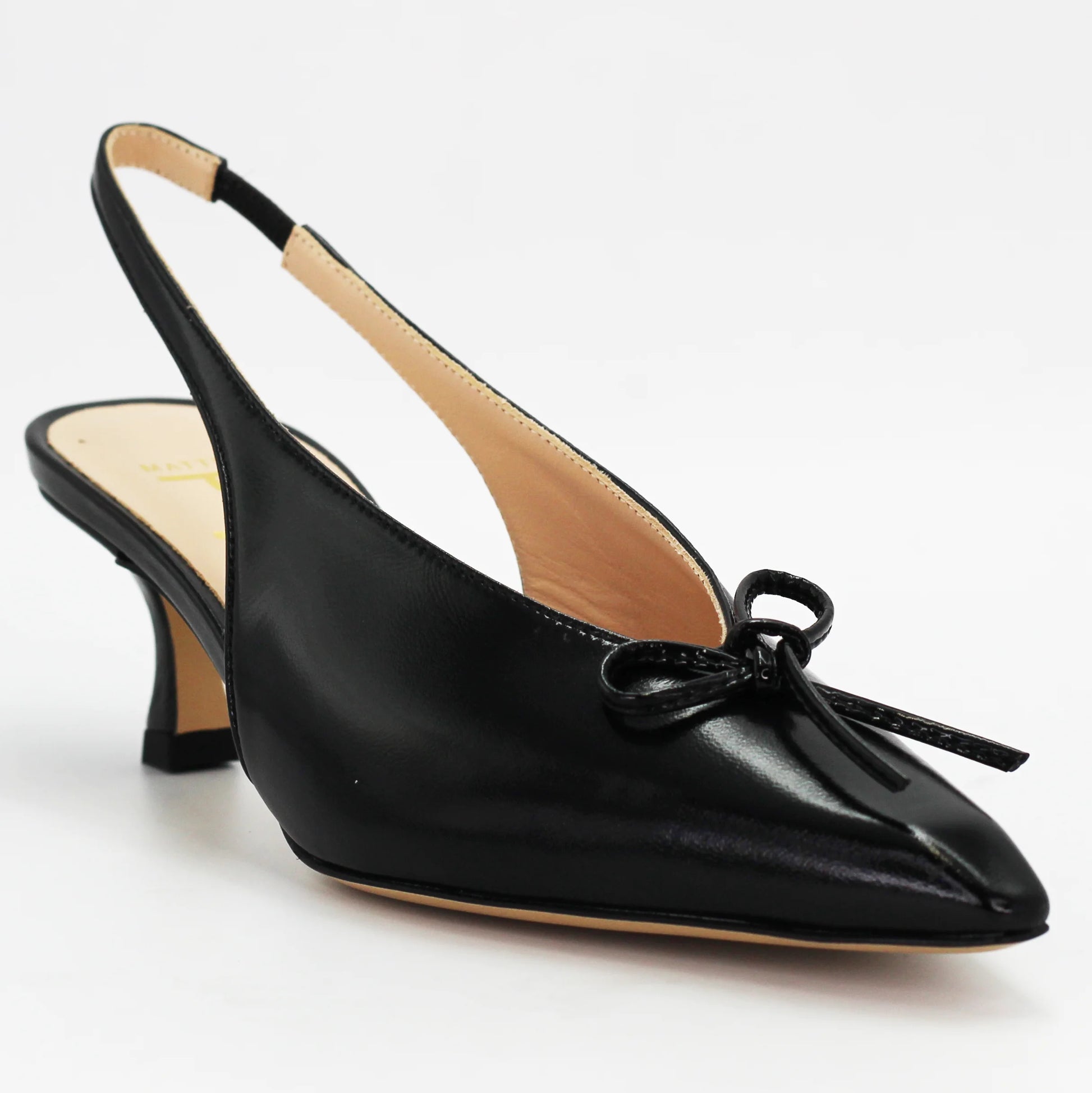 Shop Women's slingback with bow in calf leather nero (MP1135) or browse our range of men's Italian clothing and shoes in leather in-store at Aliverti Cape Town, or shop online. We deliver in South Africa & offer multiple payment plans as well as accept multiple safe & secure payment methods.