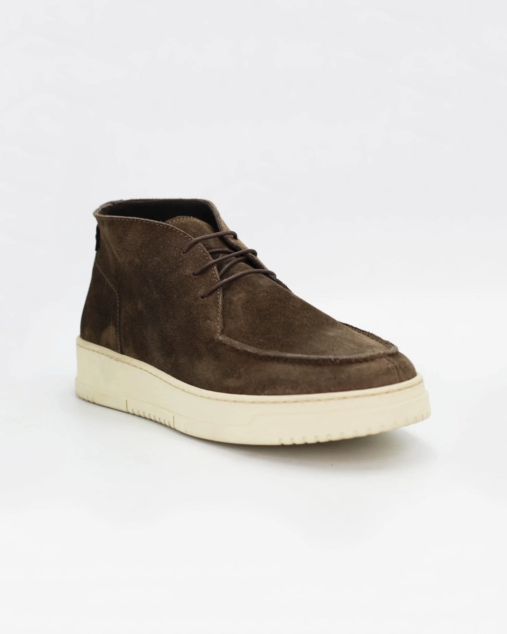 Shop Men's chukka style sneaker in calf leather suede foca (CORLN9100) or browse our range of men's Italian clothing and shoes in leather in-store at Aliverti Cape Town, or shop online. We deliver in South Africa & offer multiple payment plans as well as accept multiple safe & secure payment methods.