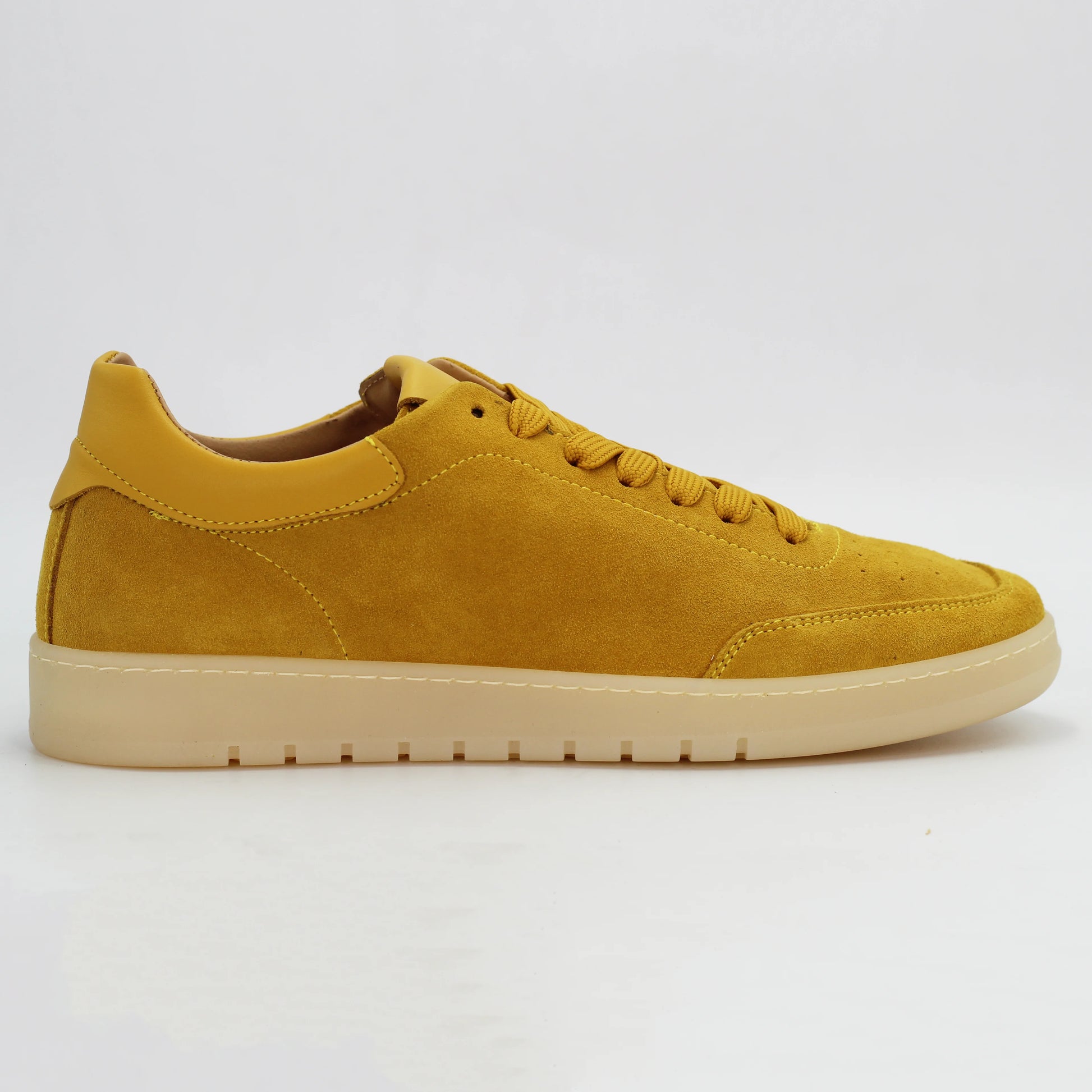 Shop Men's sneaker in calf leather ochra (CORFABIOOCH) or browse our range of men's Italian clothing and shoes in leather in-store at Aliverti Cape Town, or shop online. We deliver in South Africa & offer multiple payment plans as well as accept multiple safe & secure payment methods.