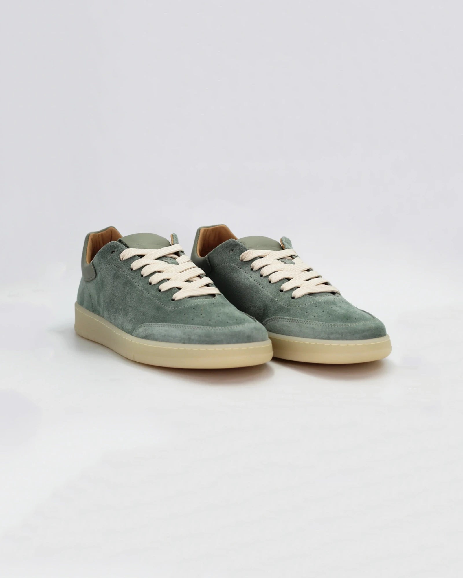 Shop Men's sneaker in calf leather menta (CORFABIOMEN) or browse our range of men's Italian clothing and shoes in leather in-store at Aliverti Cape Town, or shop online. We deliver in South Africa & offer multiple payment plans as well as accept multiple safe & secure payment methods.