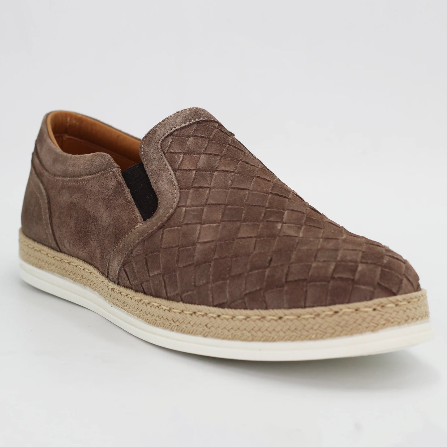 Shop Men's woven loafer in calf leather suede taupe (3200 942 MA) or browse our range of men's Italian clothing and shoes in leather in-store at Aliverti Cape Town, or shop online. We deliver in South Africa & offer multiple payment plans as well as accept multiple safe & secure payment methods.