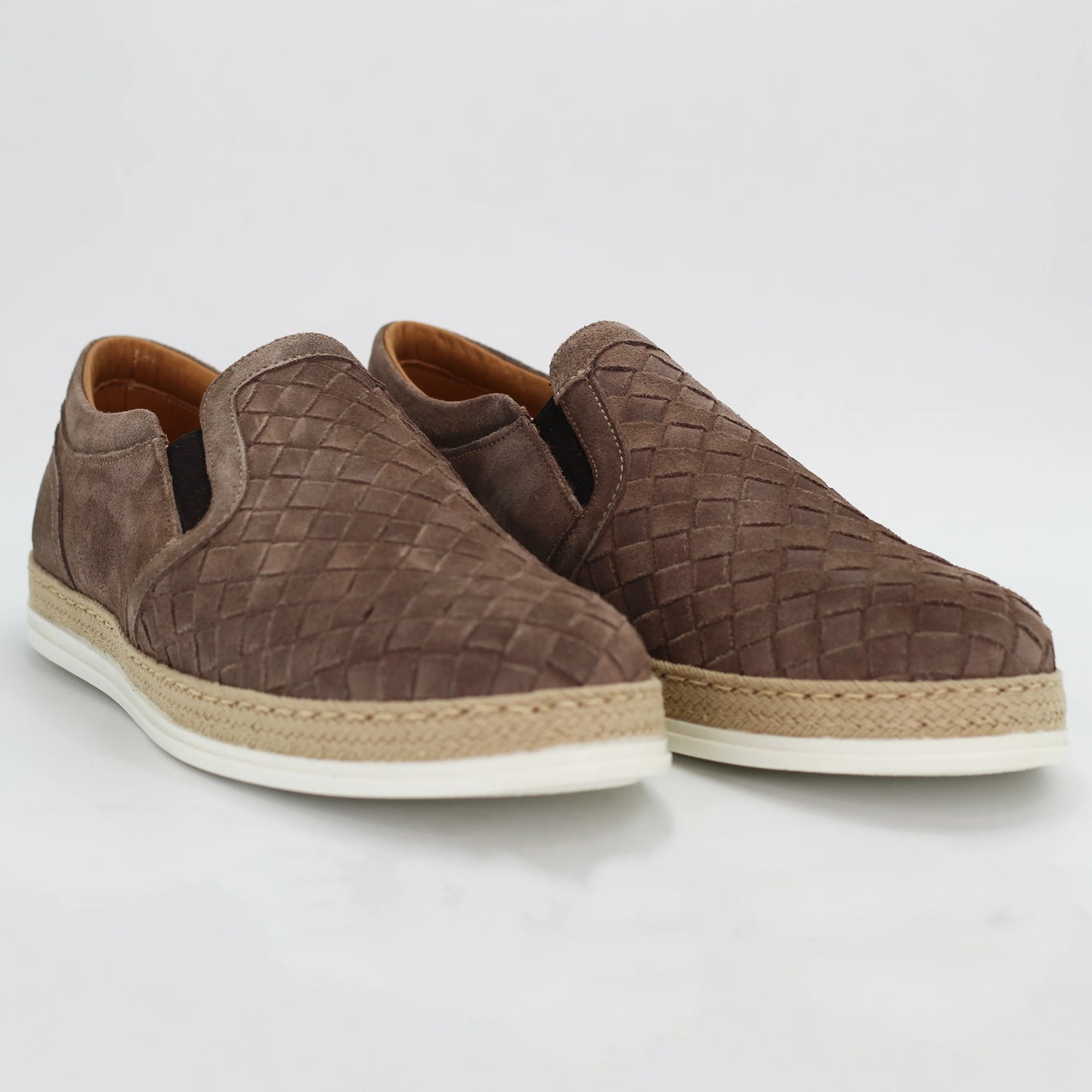 Shop Men's woven loafer in calf leather suede taupe (3200 942 MA) or browse our range of men's Italian clothing and shoes in leather in-store at Aliverti Cape Town, or shop online. We deliver in South Africa & offer multiple payment plans as well as accept multiple safe & secure payment methods.