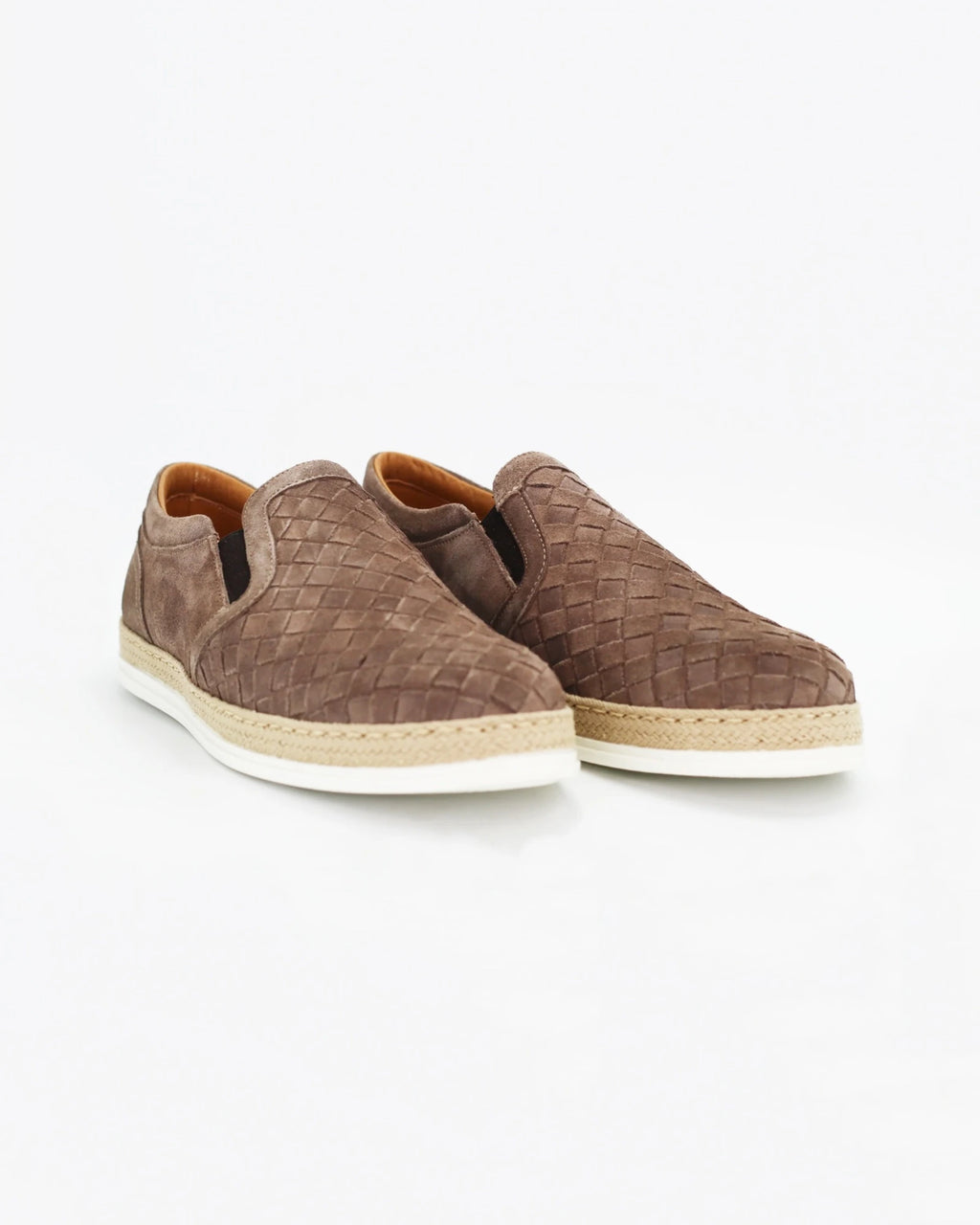 Shop Men's woven loafer in calf leather suede taupe (GRU3200) or browse our range of men's Italian clothing and shoes in leather in-store at Aliverti Cape Town, or shop online. We deliver in South Africa & offer multiple payment plans as well as accept multiple safe & secure payment methods.