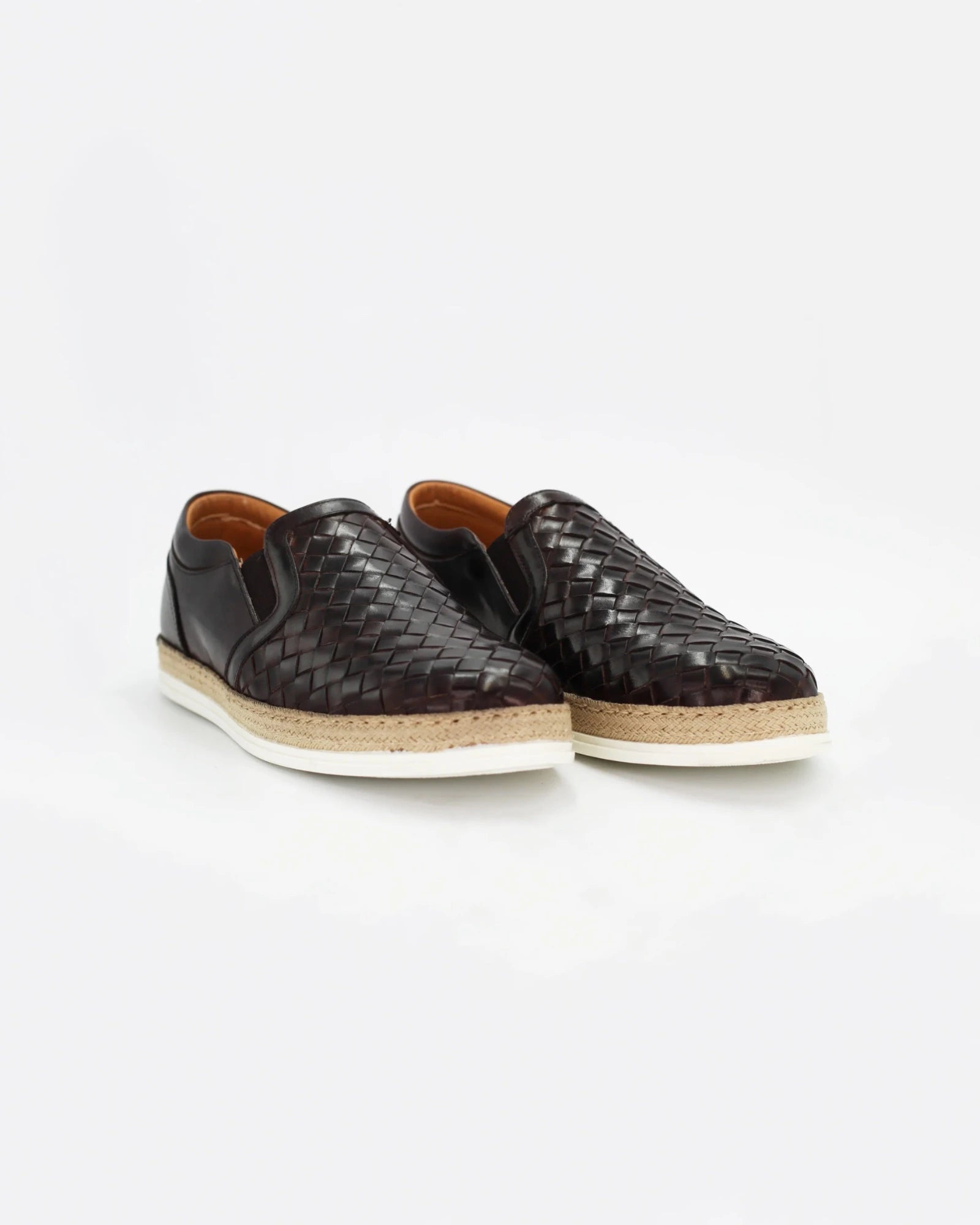 Shop Men's woven loafer in calf leather testa di moro (GRU3200) or browse our range of men's Italian clothing and shoes in leather in-store at Aliverti Cape Town, or shop online. We deliver in South Africa & offer multiple payment plans as well as accept multiple safe & secure payment methods.