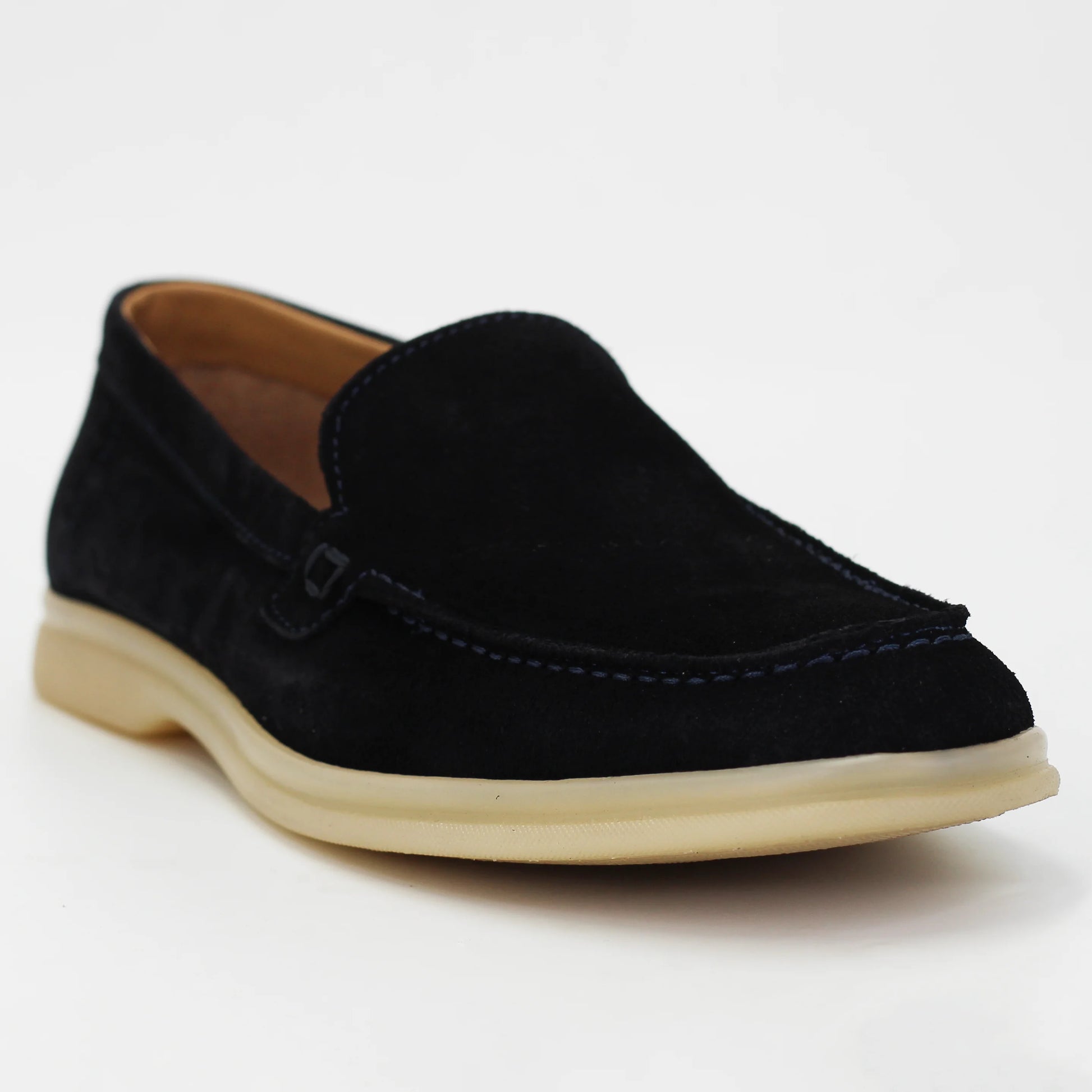 Shop Men's mocassin in calf leather suede navy blu (ELIDE10) or browse our range of men's Italian clothing and shoes in leather in-store at Aliverti Cape Town, or shop online. We deliver in South Africa & offer multiple payment plans as well as accept multiple safe & secure payment methods.