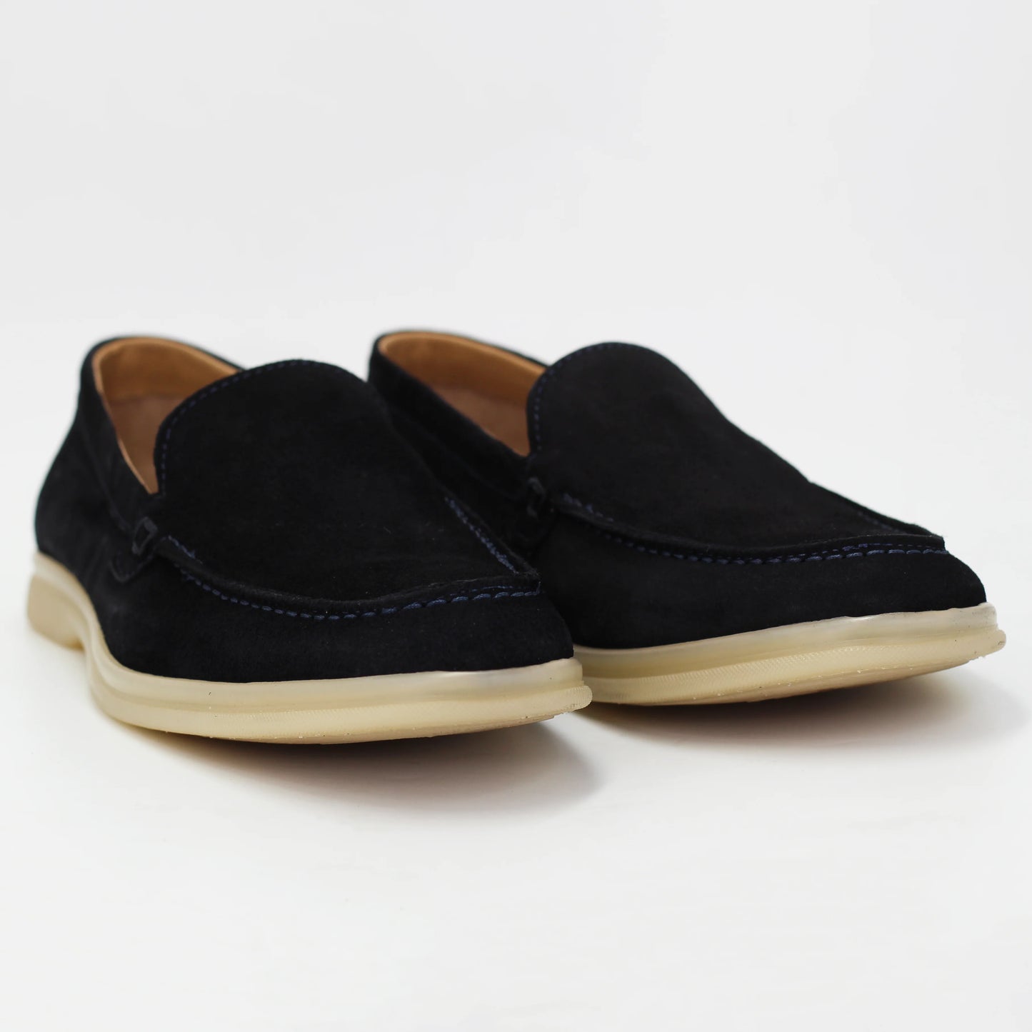 Shop Men's mocassin in calf leather suede navy blu (ELIDE10) or browse our range of men's Italian clothing and shoes in leather in-store at Aliverti Cape Town, or shop online. We deliver in South Africa & offer multiple payment plans as well as accept multiple safe & secure payment methods.