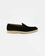 Shop Men's mocassin in calf leather suede navy blu (GRUELITE10) or browse our range of men's Italian clothing and shoes in leather in-store at Aliverti Cape Town, or shop online. We deliver in South Africa & offer multiple payment plans as well as accept multiple safe & secure payment methods.