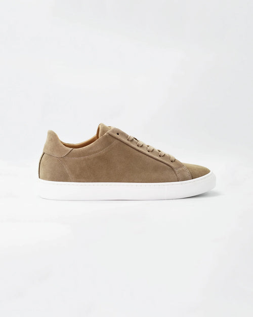 Shop Men's sneaker in calf leather suede sabbia (COR132) or browse our range of men's Italian clothing and shoes in leather in-store at Aliverti Cape Town, or shop online. We deliver in South Africa & offer multiple payment plans as well as accept multiple safe & secure payment methods.