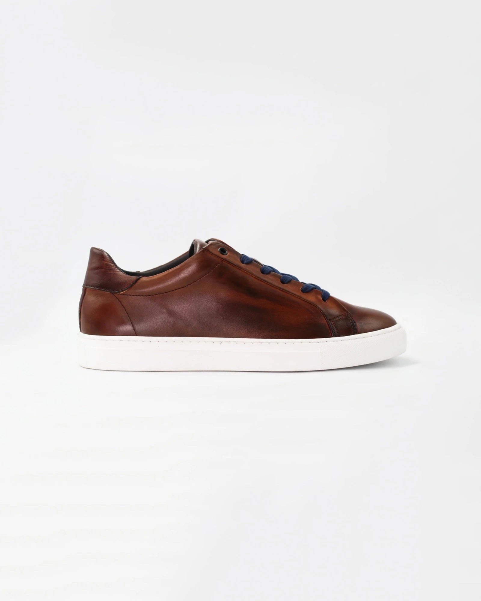 Shop Men's sneaker in calf leather cuoio (COR132) or browse our range of men's Italian clothing and shoes in leather in-store at Aliverti Cape Town, or shop online. We deliver in South Africa & offer multiple payment plans as well as accept multiple safe & secure payment methods.