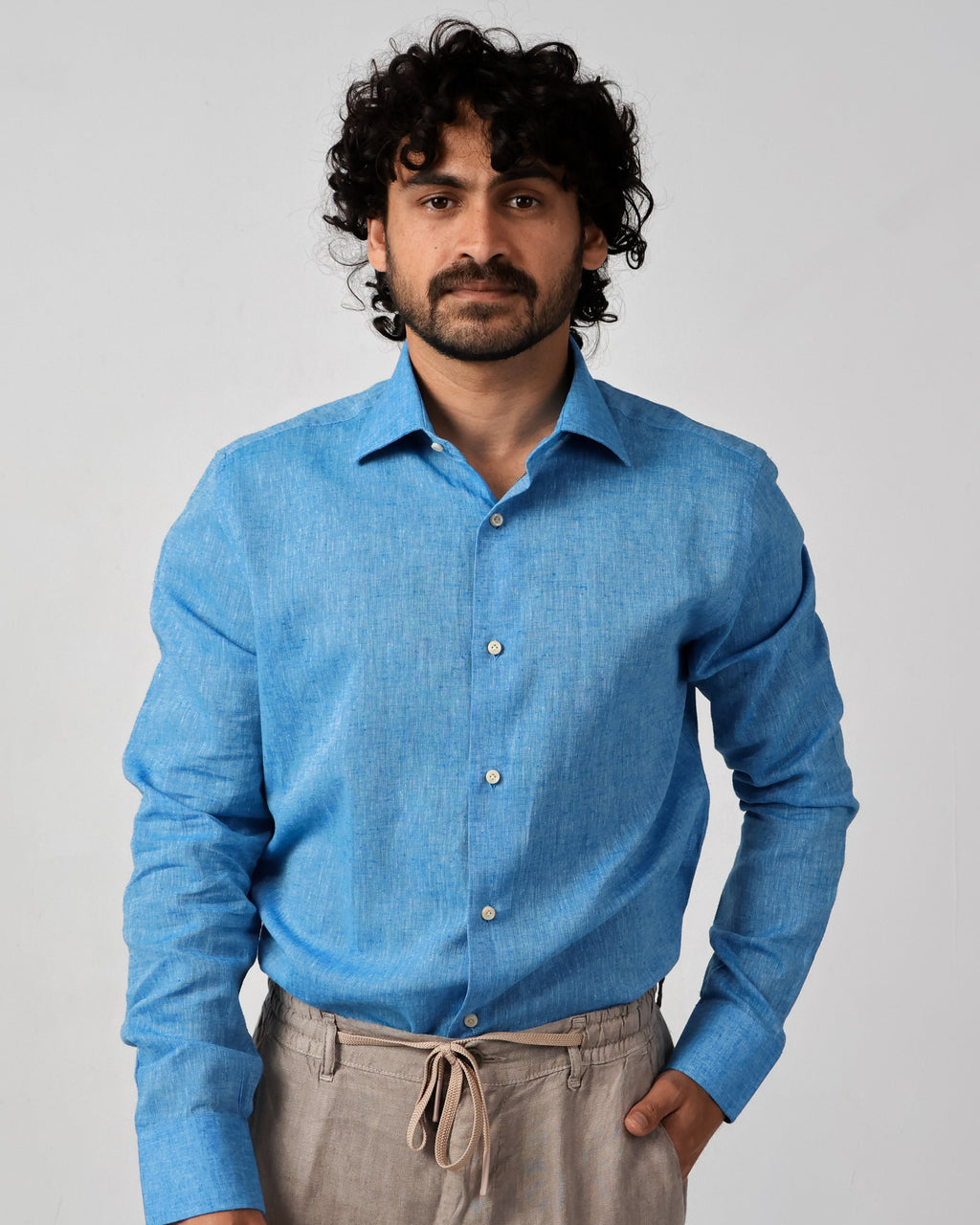 Men's Chambray Cotton-Linen Shirt in Turquoise Blue | CA26001