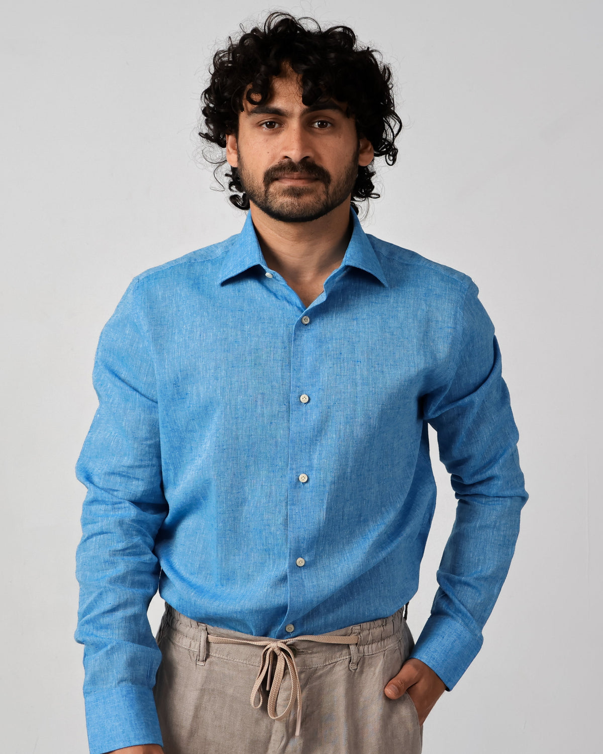Men's Chambray Cotton-Linen Shirt in Turquoise Blue | CA26001