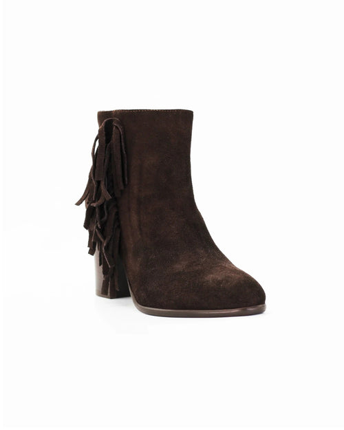 Shop Women's heeled ankle boot in calf leather suede testa di moro (AMIE6) or browse our range of men's Italian clothing and shoes in leather in-store at Aliverti Cape Town, or shop online. We deliver in South Africa & offer multiple payment plans as well as accept multiple safe & secure payment methods.
