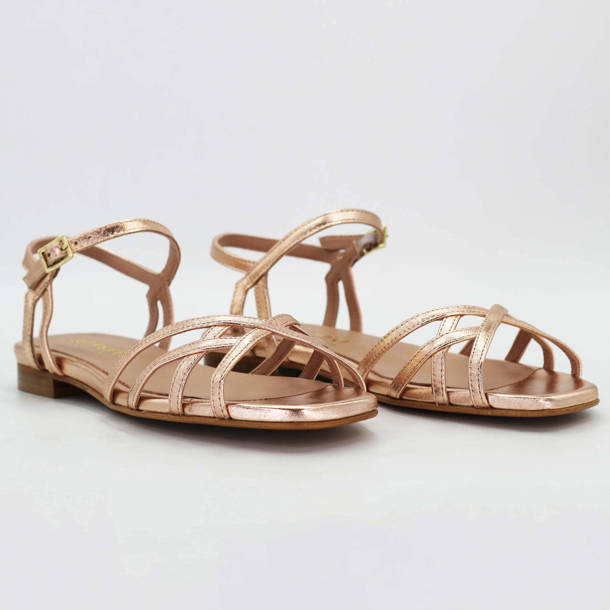 Shop Women's sandals in calf leather rose gold (Patty14) or browse our range of men's Italian clothing and shoes in leather in-store at Aliverti Cape Town, or shop online. We deliver in South Africa & offer multiple payment plans as well as accept multiple safe & secure payment methods.