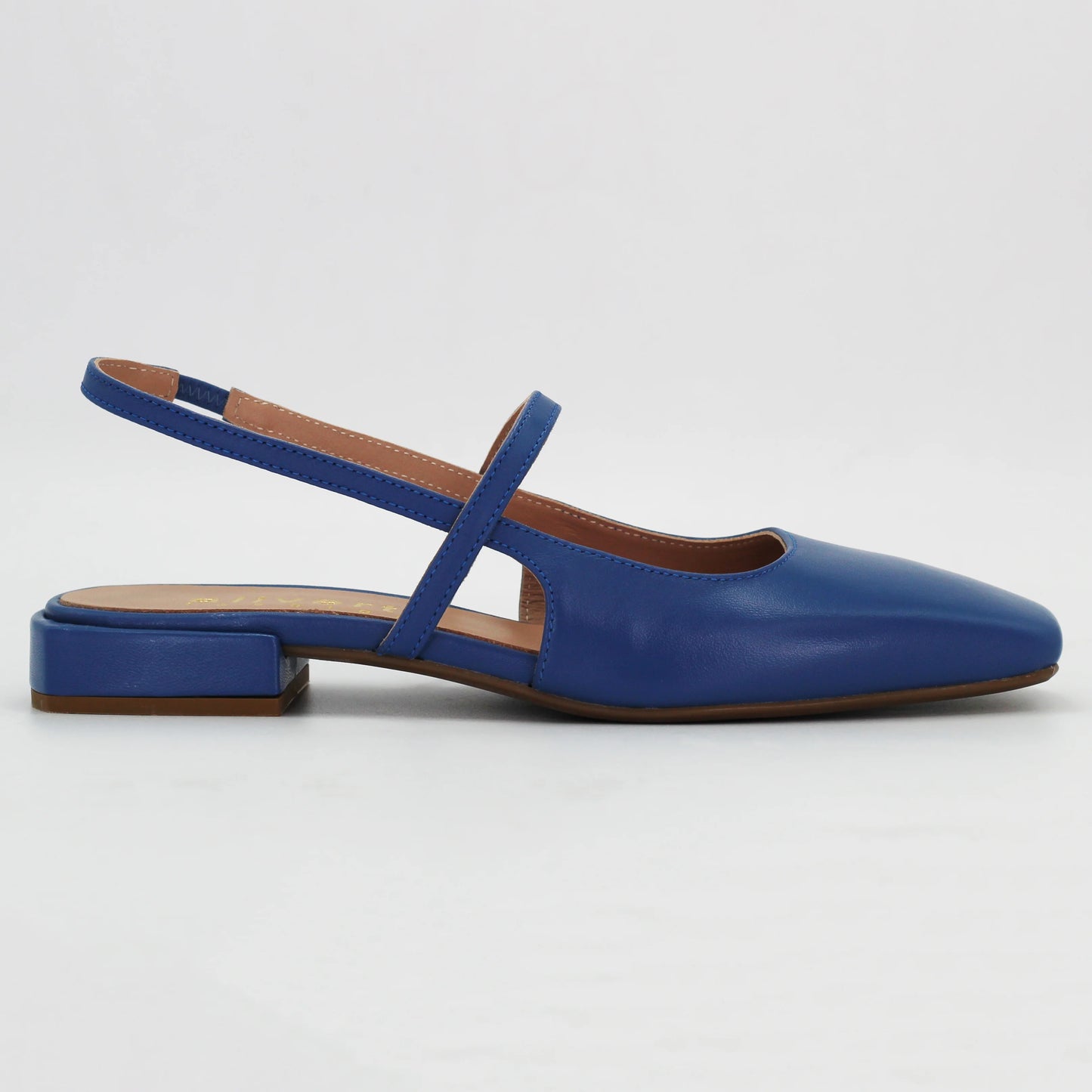 Shop women's slingback sandal in calf leather jeans blue (Daria 63) or browse our range of men's Italian clothing and shoes in leather in-store at Aliverti Cape Town, or shop online. We deliver in South Africa & offer multiple payment plans as well as accept multiple safe & secure payment methods.
