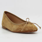 Shop women's ballerina pump in calf leather suede caramel (ESE429) or browse our range of men's Italian clothing and shoes in leather in-store at Aliverti Cape Town, or shop online. We deliver in South Africa & offer multiple payment plans as well as accept multiple safe & secure payment methods.