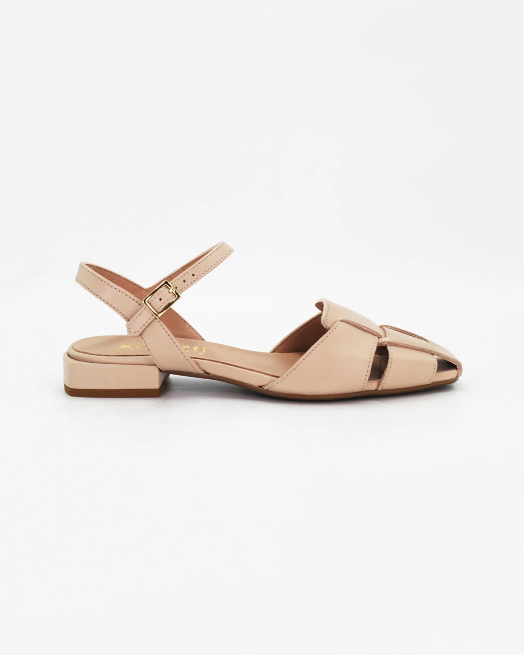 Shop women's woven sandal in calf leather mousse nude (Daria36) or browse our range of men's Italian clothing and shoes in leather in-store at Aliverti Cape Town, or shop online. We deliver in South Africa & offer multiple payment plans as well as accept multiple safe & secure payment methods.