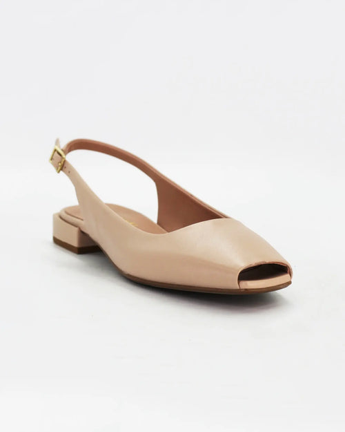 Shop women's slingback sandal in calf leather mousse neutral (Daria 64) or browse our range of men's Italian clothing and shoes in leather in-store at Aliverti Cape Town, or shop online. We deliver in South Africa & offer multiple payment plans as well as accept multiple safe & secure payment methods.