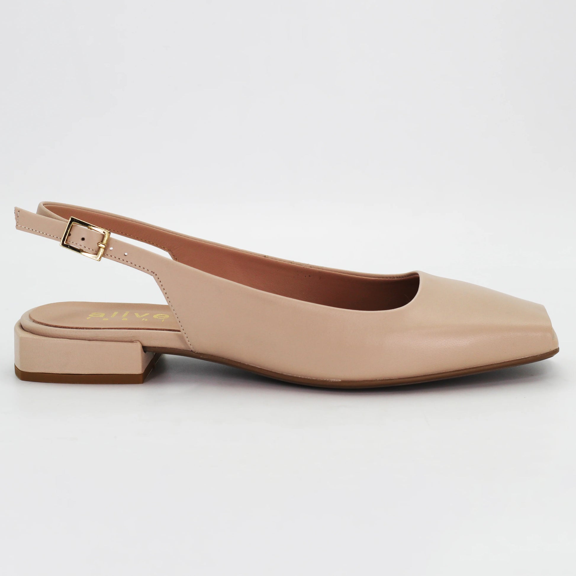 Shop women's slingback sandal in calf leather mousse neutral (Daria 64) or browse our range of men's Italian clothing and shoes in leather in-store at Aliverti Cape Town, or shop online. We deliver in South Africa & offer multiple payment plans as well as accept multiple safe & secure payment methods.