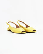 Shop women's slingback sandal in calf leather light yellow (Daria 64) or browse our range of men's Italian clothing and shoes in leather in-store at Aliverti Cape Town, or shop online. We deliver in South Africa & offer multiple payment plans as well as accept multiple safe & secure payment methods.