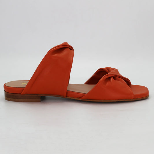 Shop women's sandal in calf leather paprika (Patty11) or browse our range of men's Italian clothing and shoes in leather in-store at Aliverti Cape Town, or shop online. We deliver in South Africa & offer multiple payment plans as well as accept multiple safe & secure payment methods.