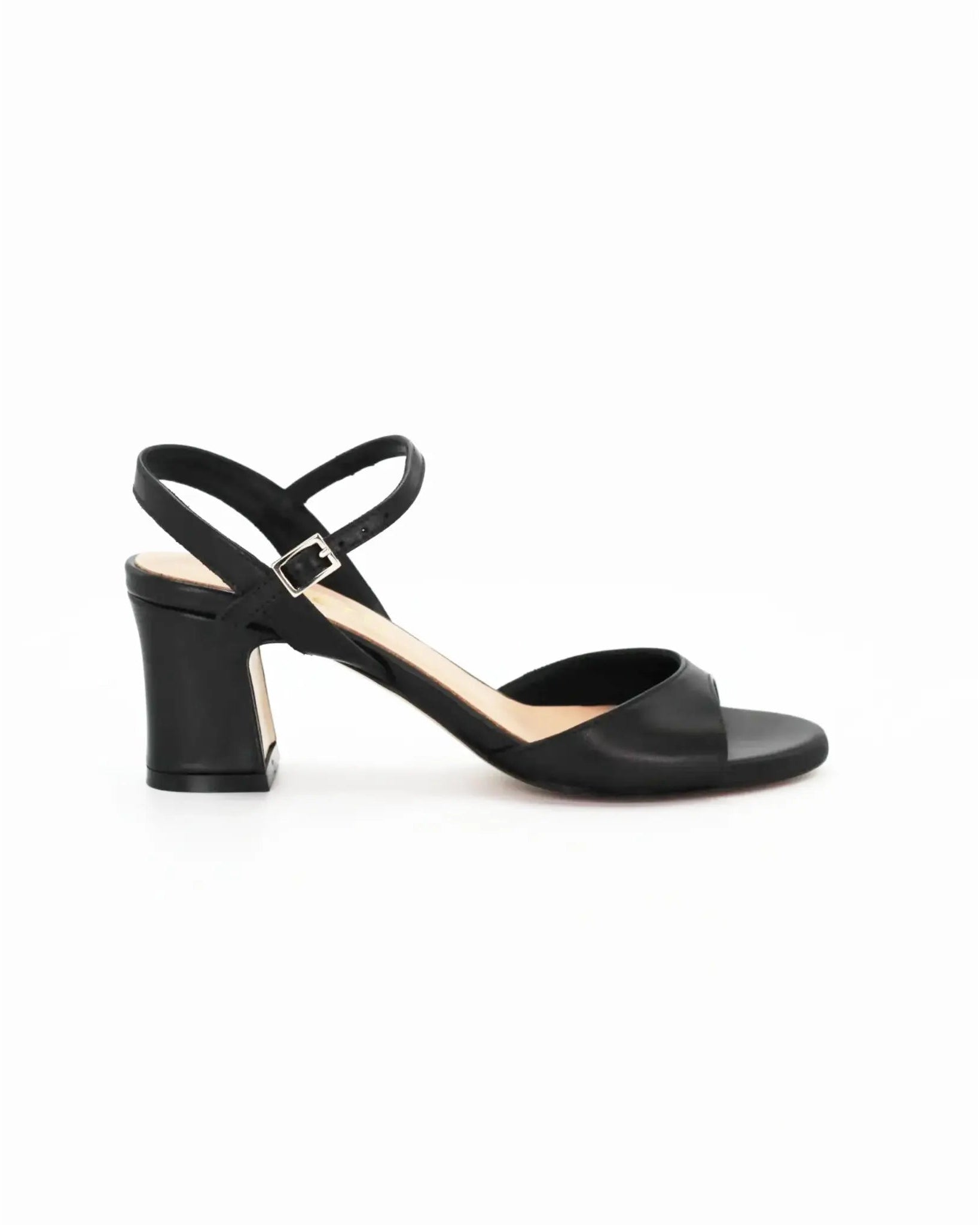 Shop women's block heel in calf leather nero (Rivoli2) or browse our range of men's Italian clothing and shoes in leather in-store at Aliverti Cape Town, or shop online. We deliver in South Africa & offer multiple payment plans as well as accept multiple safe & secure payment methods.