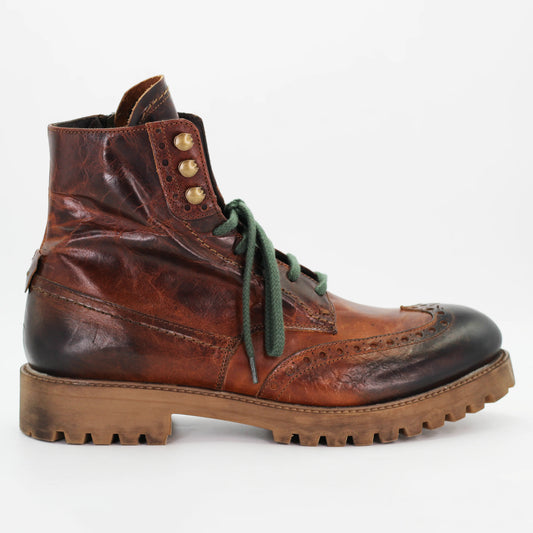 Shop men's boot in calf leather inca tan (JPU37340/40) or browse our range of men's Italian clothing and shoes in leather in-store at Aliverti Cape Town, or shop online. We deliver in South Africa & offer multiple payment plans as well as accept multiple safe & secure payment methods.