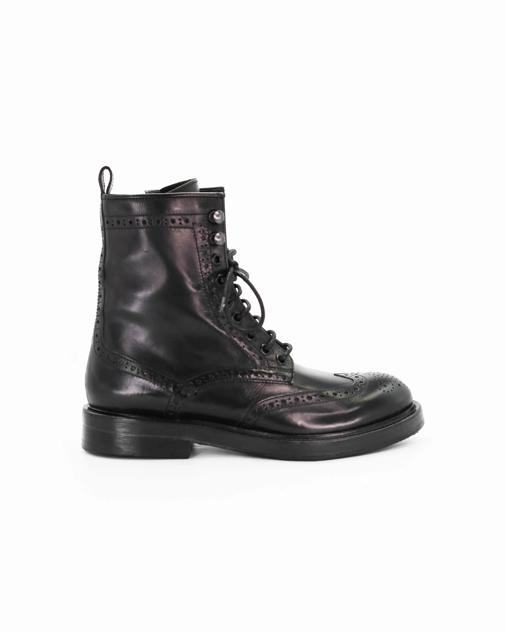 Shop women's brogue ankle boot in calf leather nero (JP35773/39) or browse our range of men's Italian clothing and shoes in leather in-store at Aliverti Cape Town, or shop online. We deliver in South Africa & offer multiple payment plans as well as accept multiple safe & secure payment methods.