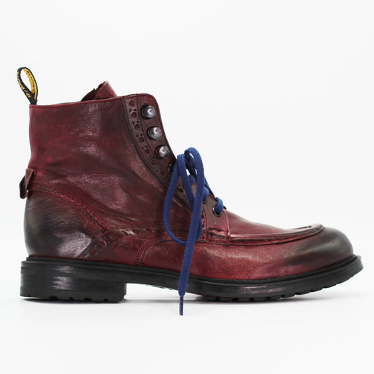 Shop men's boot in calf leather barolo burgundy (JPU37340/40) or browse our range of men's Italian clothing and shoes in leather in-store at Aliverti Cape Town, or shop online. We deliver in South Africa & offer multiple payment plans as well as accept multiple safe & secure payment methods.