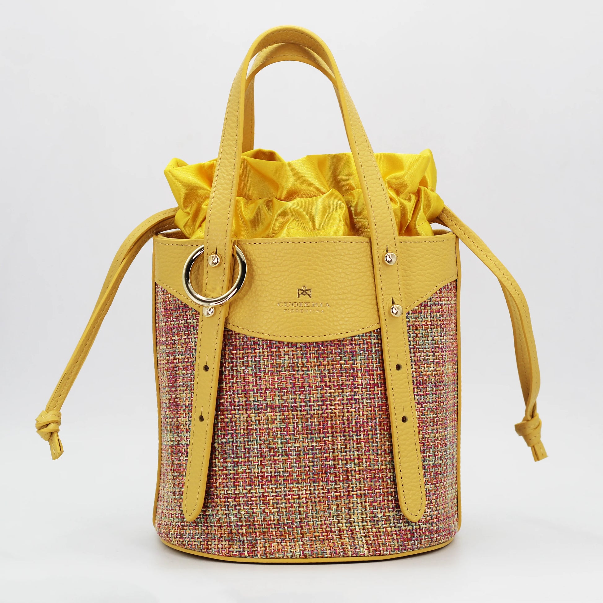 Cuoieria Fiorentina Amber Small Bucket in calf leather giallo (B000005908008) or browse our range of hand-made Italian handbags for women in-store at Aliverti Cape Town, or shop online. 

We deliver in South Africa & offer multiple payment plans as well as accept multiple safe & secure payment methods.