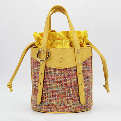 Cuoieria Fiorentina Amber Small Bucket in calf leather giallo (B000005908008) or browse our range of hand-made Italian handbags for women in-store at Aliverti Cape Town, or shop online. 

We deliver in South Africa & offer multiple payment plans as well as accept multiple safe & secure payment methods.