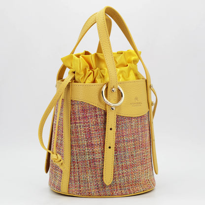 Cuoieria Fiorentina Amber Small Bucket in calf leather giallo (B000005908008) or browse our range of hand-made Italian handbags for women in-store at Aliverti Cape Town, or shop online. 

We deliver in South Africa & offer multiple payment plans as well as accept multiple safe & secure payment methods.