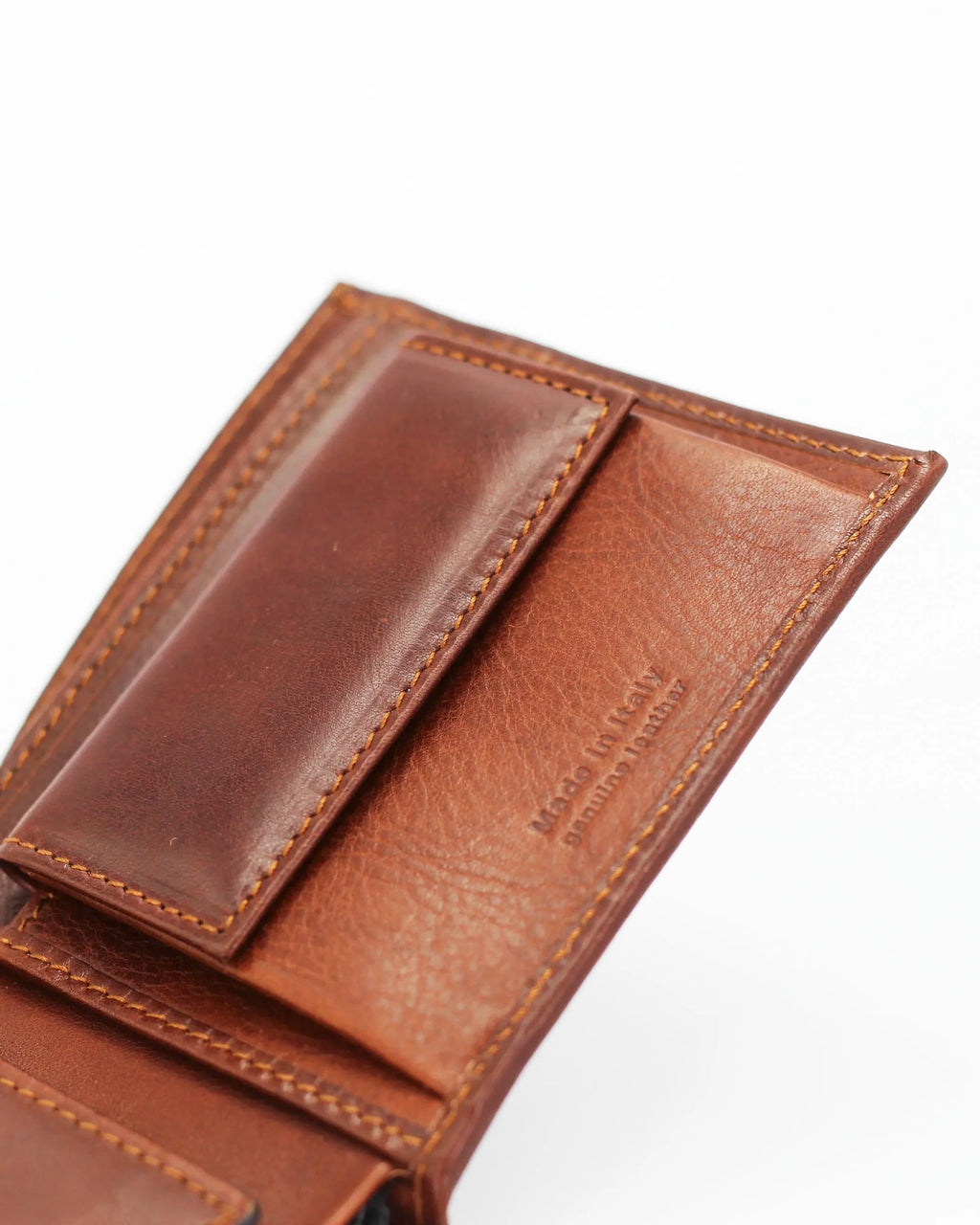  Shop our Italian-made Men's Cuoieria Fiorentina Italian leather wallet in marrone (P000000012735) or browse our range of Italian wallets and purses for men & women in-store at Aliverti Cape Town, or shop online. 

We deliver in South Africa & offer multiple payment plans as well as accept multiple safe & secure payment methods.