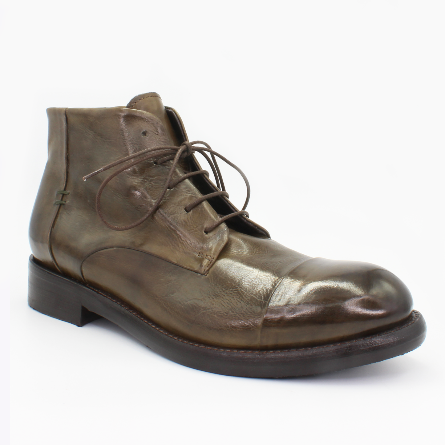 Shop Handmade Italian Leather Boot in Militare Green (JP36526/9) or browse our range of hand-made Italian boots for men in leather or suede in-store at Aliverti Cape Town, or shop online. We deliver in South Africa & offer multiple payment plans as well as accept multiple safe & secure payment methods.