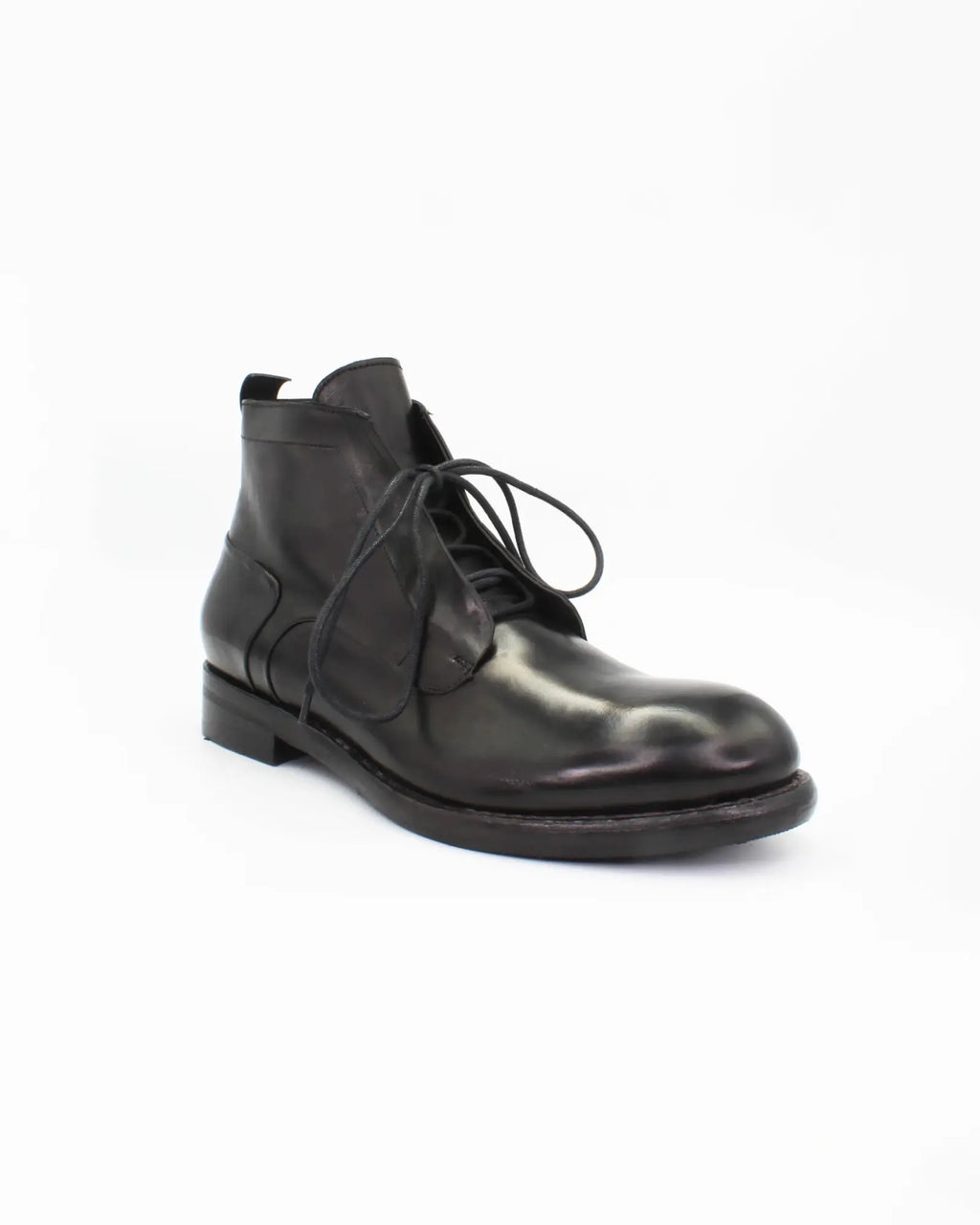 Shop Handmade Italian Leather Boot in Nero Black (JPU36526/32) or browse our range of hand-made Italian boots for men in leather or suede in-store at Aliverti Cape Town, or shop online. We deliver in South Africa & offer multiple payment plans as well as accept multiple safe & secure payment methods.