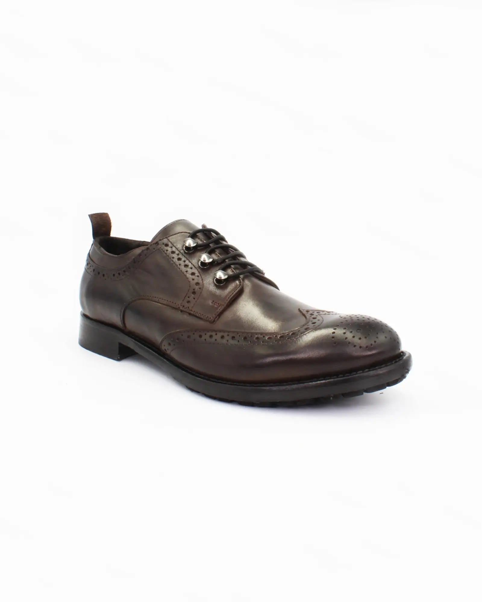 Shop Handmade Italian Leather Derby Brogue Testa Di Moro Brown (JPU38767/10) or browse our range of hand-made Italian shoes for men in leather or suede in-store at Aliverti Cape Town, or shop online. We deliver in South Africa & offer multiple payment plans as well as accept multiple safe & secure payment methods.