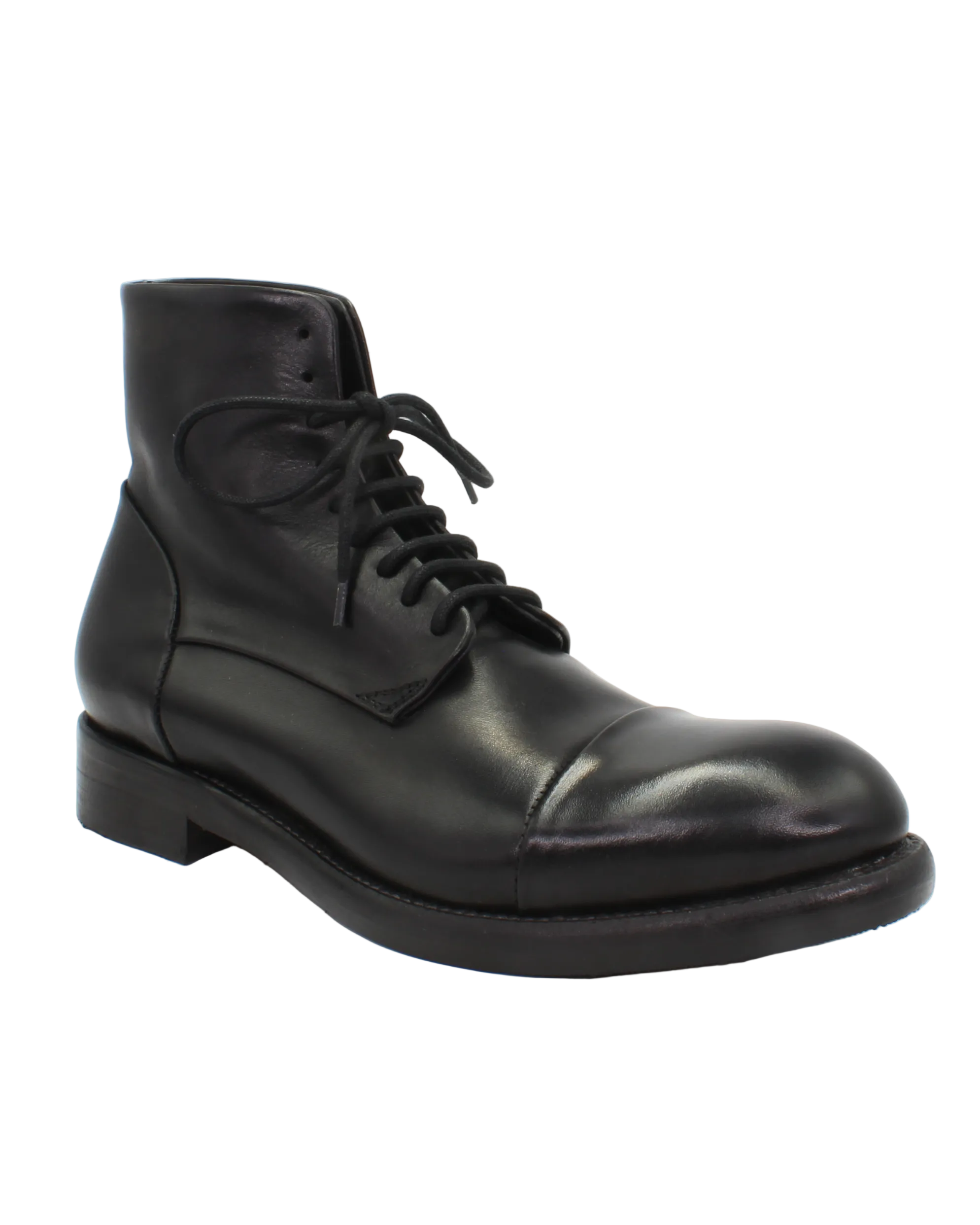 Shop Handmade Italian Leather Derby Boot in Nero (JP36526/43) or browse our range of hand-made Italian boots for men in leather or suede in-store at Aliverti Cape Town, or shop online. We deliver in South Africa & offer multiple payment plans as well as accept multiple safe & secure payment methods.