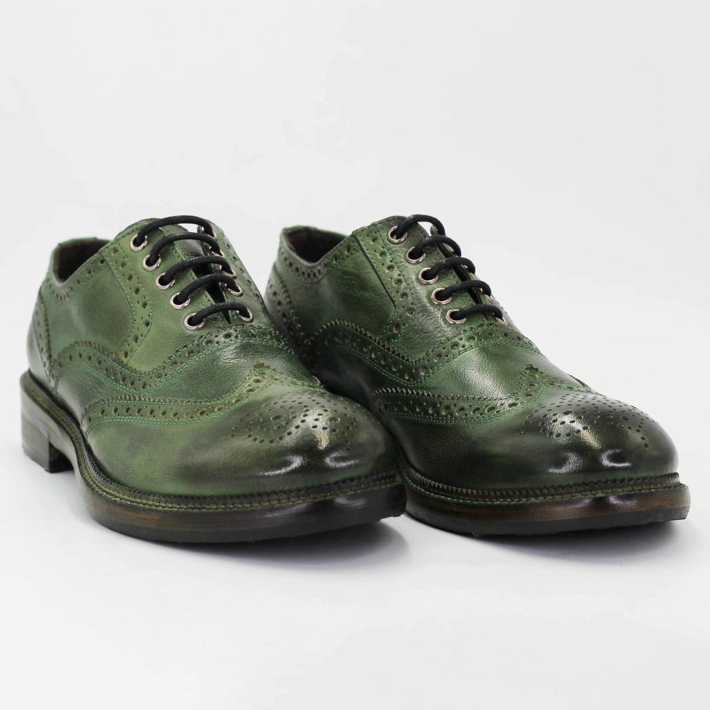 Shop Handmade Italian Leather men's derby brogue in calf leather verde (JPU37340/5) or browse our range of hand-made Italian shoes in leather or suede in-store at Aliverti Cape Town, or shop online. We deliver in South Africa & offer multiple payment plans as well as accept multiple safe & secure payment methods.