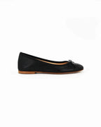 Shop Handmade Italian Leather Women's ballerina pump in calf leather nero (ESE485) or browse our range of hand-made Italian shoes in leather or suede in-store at Aliverti Cape Town, or shop online. We deliver in South Africa & offer multiple payment plans as well as accept multiple safe & secure payment methods.