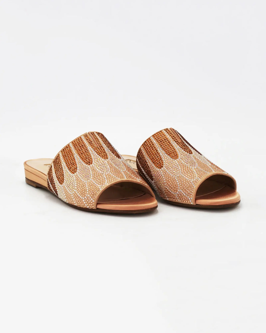 Shop Handmade Italian Leather Women's bedazzled sandal in calf leather pink (ELLAYLA) or browse our range of hand-made Italian shoes in leather or suede in-store at Aliverti Cape Town, or shop online. We deliver in South Africa & offer multiple payment plans as well as accept multiple safe & secure payment methods.