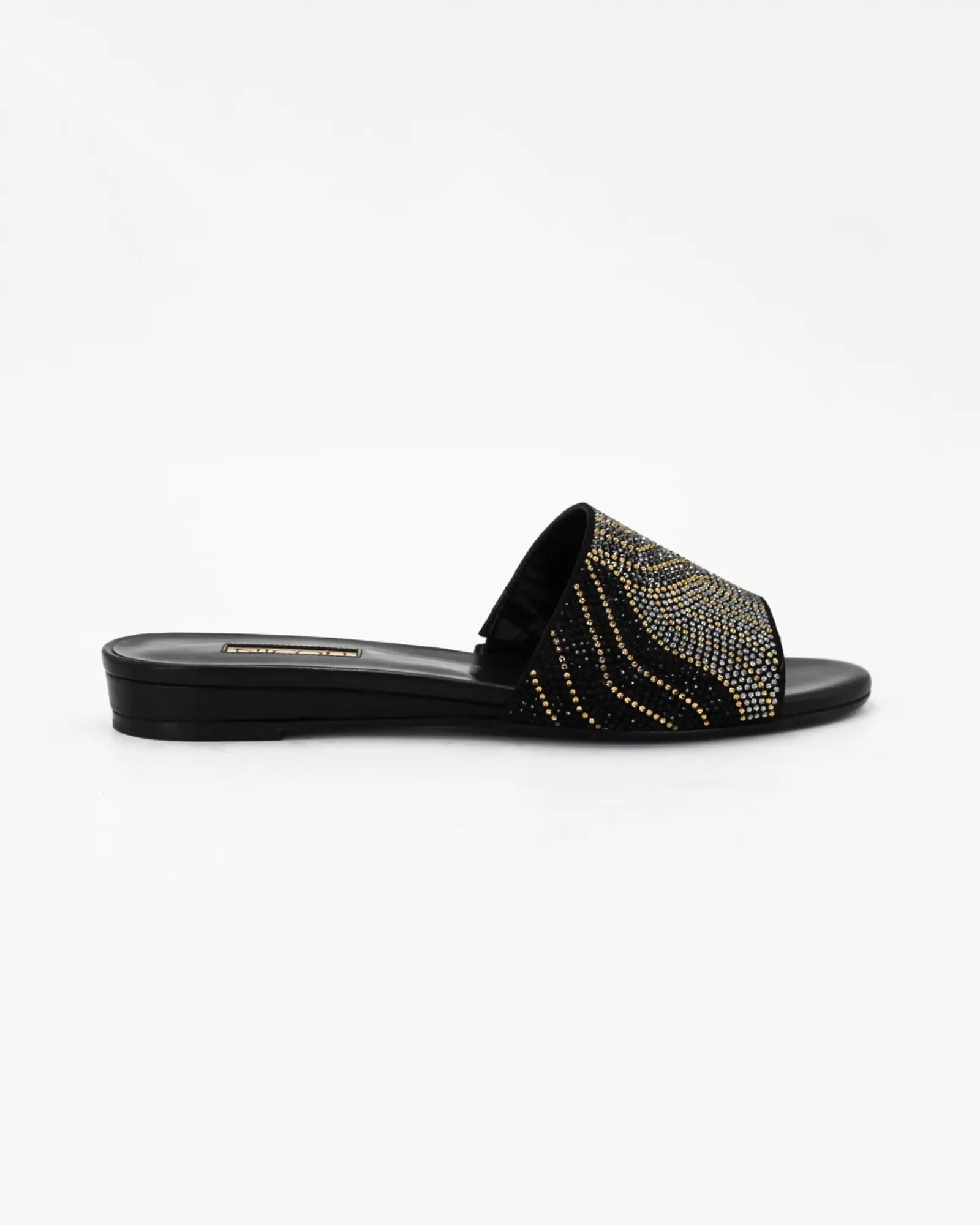 Shop Handmade Italian Leather Women's bedazzled sandal in calf leather nero (ELMARGOT) or browse our range of hand-made Italian shoes in leather or suede in-store at Aliverti Cape Town, or shop online. We deliver in South Africa & offer multiple payment plans as well as accept multiple safe & secure payment methods.