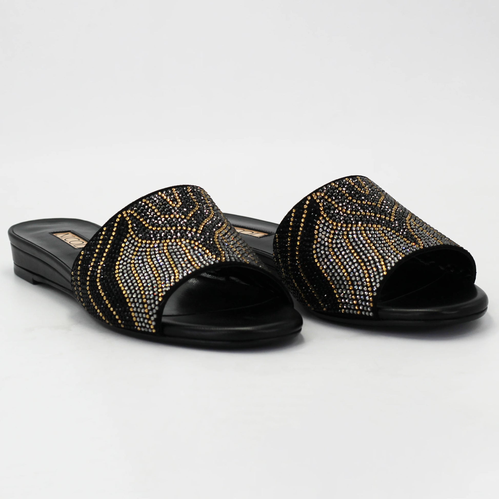 Shop Handmade Italian Leather Women's bedazzled sandal in calf leather nero (ELMARGOT) or browse our range of hand-made Italian shoes in leather or suede in-store at Aliverti Cape Town, or shop online. We deliver in South Africa & offer multiple payment plans as well as accept multiple safe & secure payment methods.