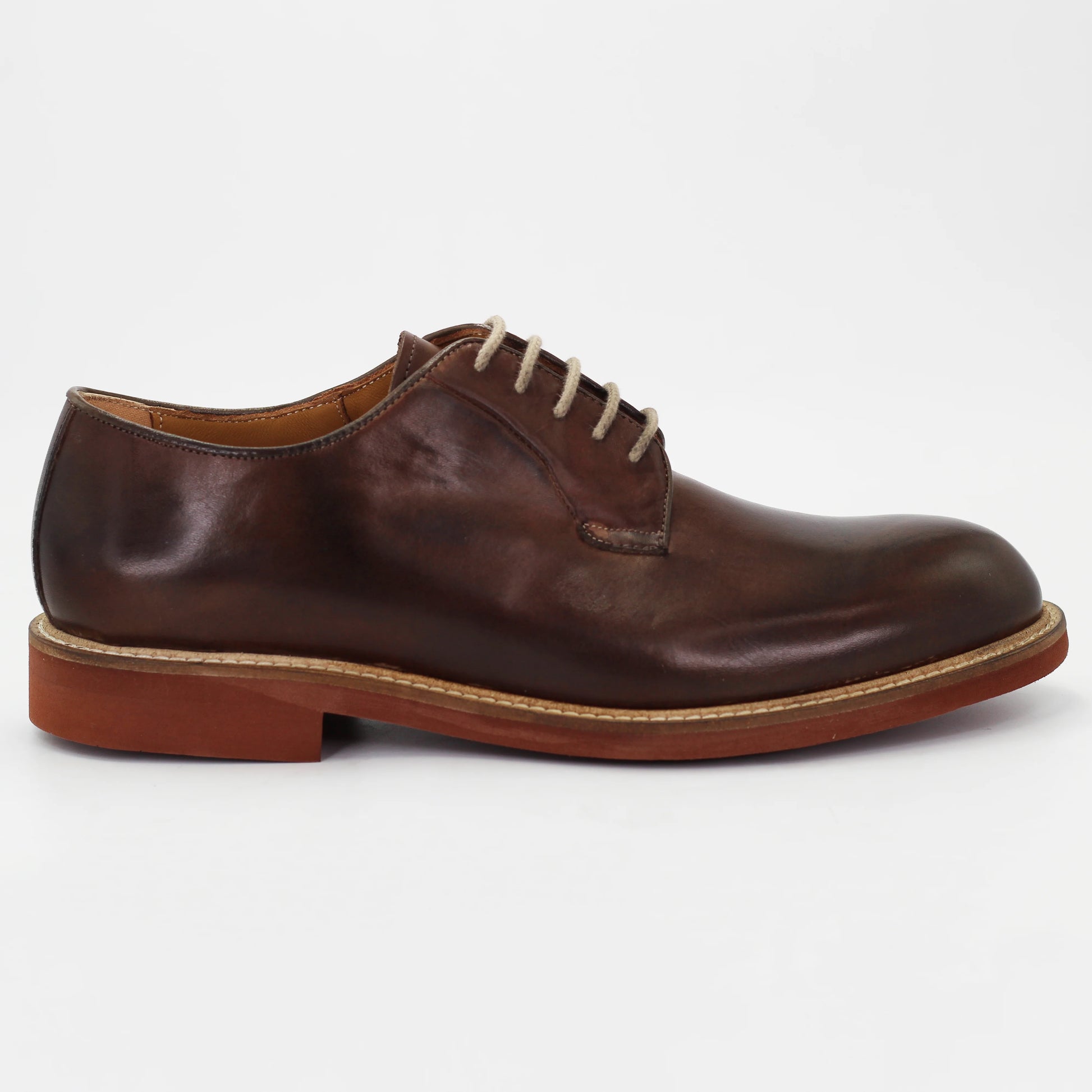 Shop Handmade Italian Leather men's derby in calf leather testa di moro (GRU1019) or browse our range of hand-made Italian shoes in leather or suede in-store at Aliverti Cape Town, or shop online. We deliver in South Africa & offer multiple payment plans as well as accept multiple safe & secure payment methods.