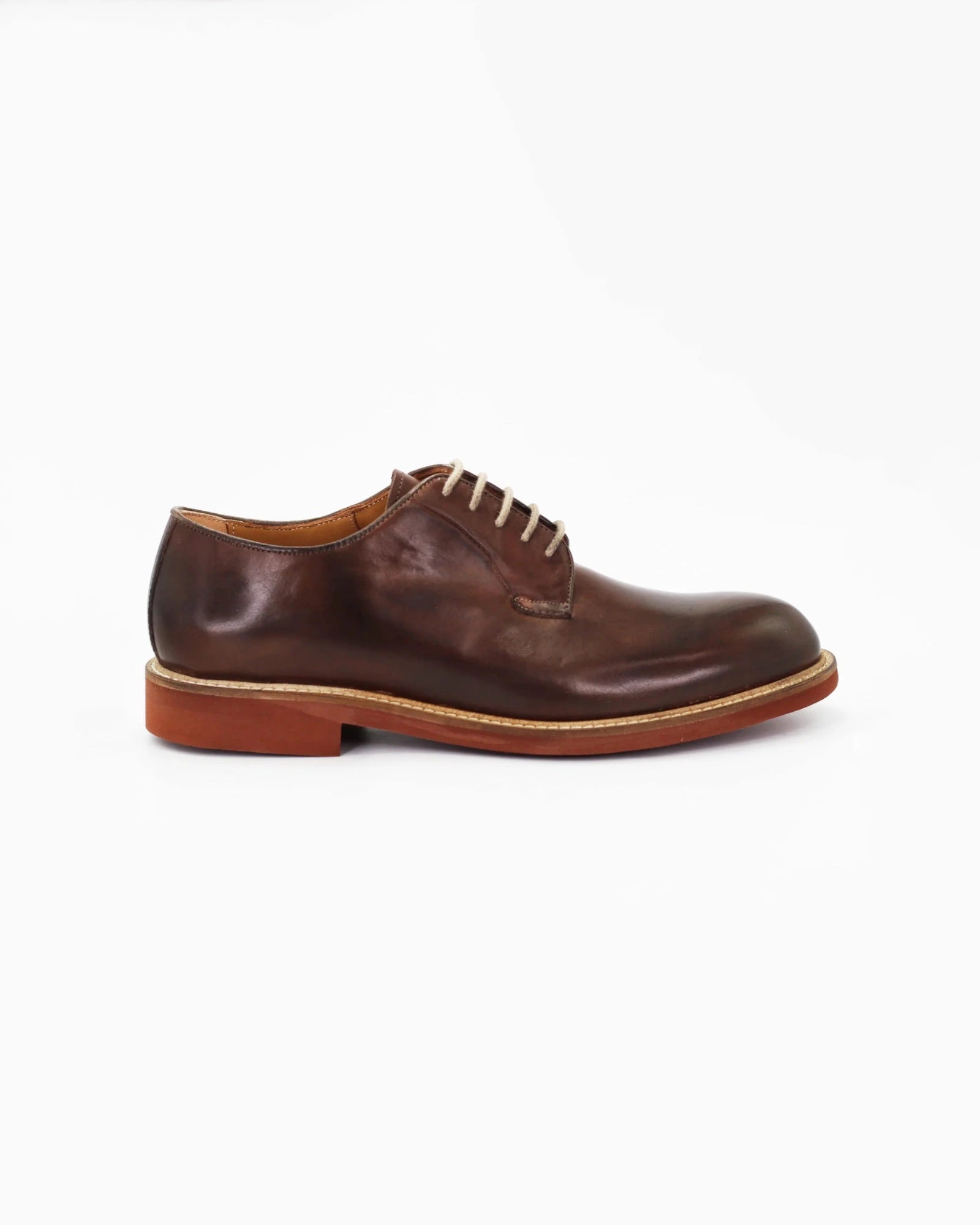 Shop Handmade Italian Leather men's derby in calf leather testa di moro (GRU1019) or browse our range of hand-made Italian shoes in leather or suede in-store at Aliverti Cape Town, or shop online. We deliver in South Africa & offer multiple payment plans as well as accept multiple safe & secure payment methods.
