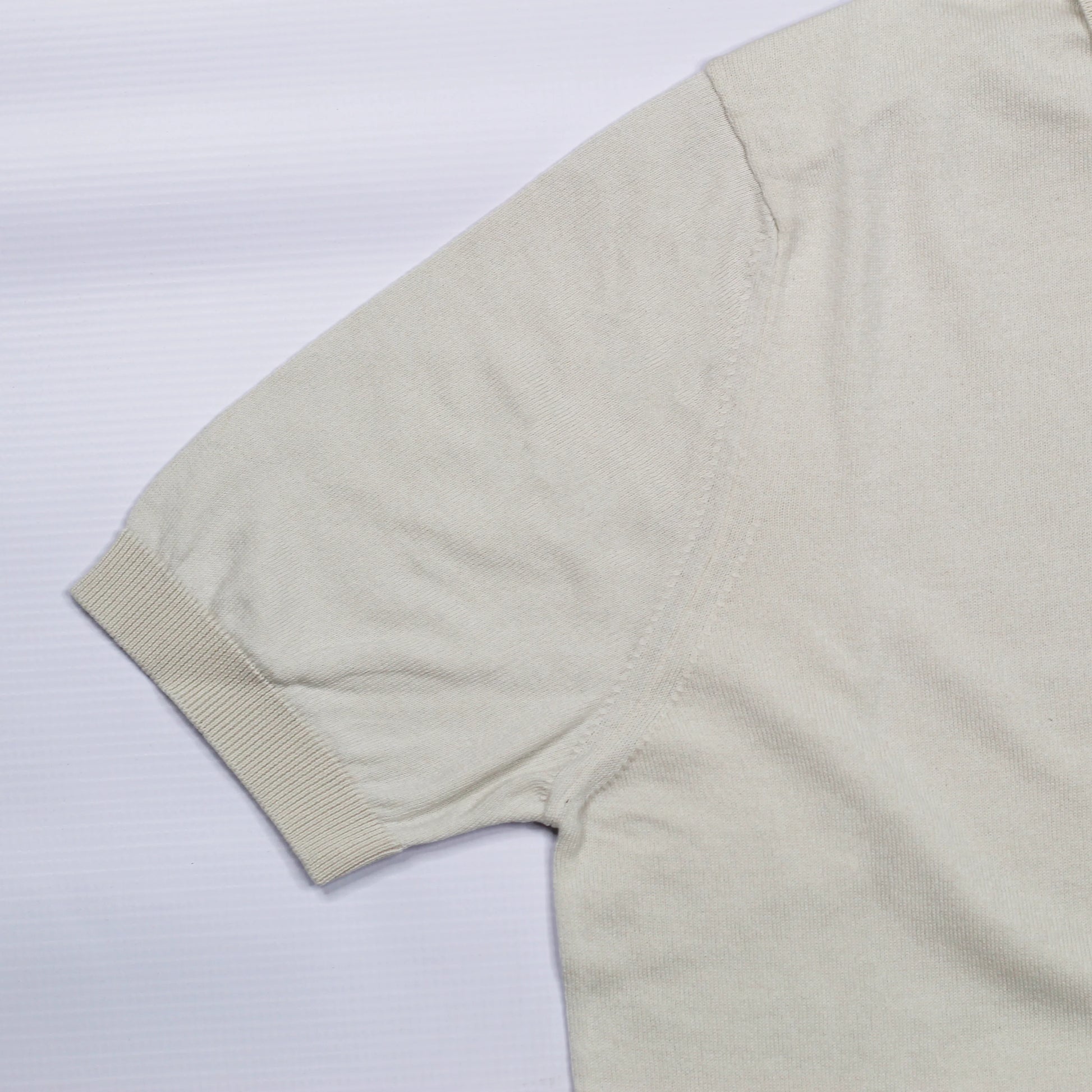 Shop Vela Men's Maglia Yachting Polo in Beige (30352141) or browse our range of men's Italian clothing and shoes in leather in-store at Aliverti Cape Town, or shop online. We deliver in South Africa & offer multiple payment plans as well as accept multiple safe & secure payment methods.